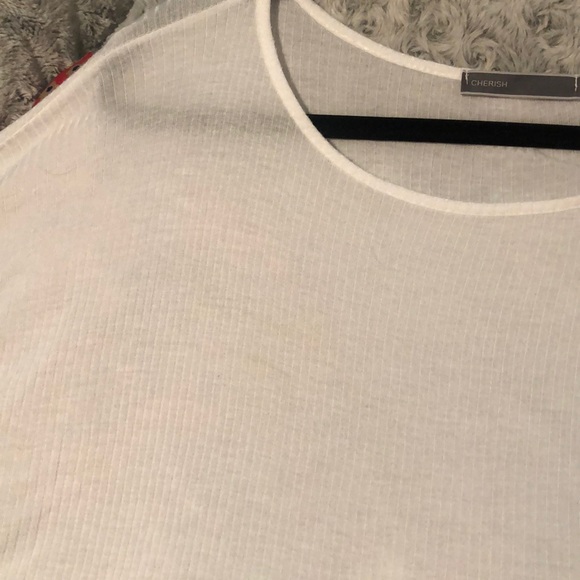 CHERISH - Flowy White Shirt - Picture 5 of 5